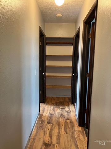 1531 Briarwood Ln, Twin Falls, ID 83301