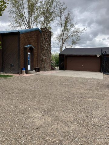 1531 Briarwood Ln, Twin Falls, ID 83301