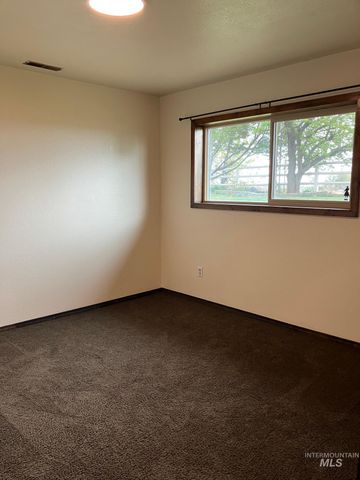 1531 Briarwood Ln, Twin Falls, ID 83301