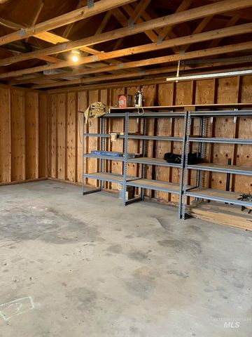 1531 Briarwood Ln, Twin Falls, ID 83301