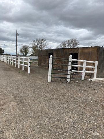 1531 Briarwood Ln, Twin Falls, ID 83301