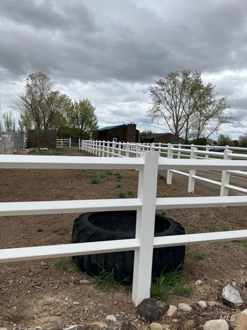 1531 Briarwood Ln, Twin Falls, ID 83301