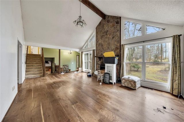 120 Emerald Cove Drive, Woodstock, GA 30189