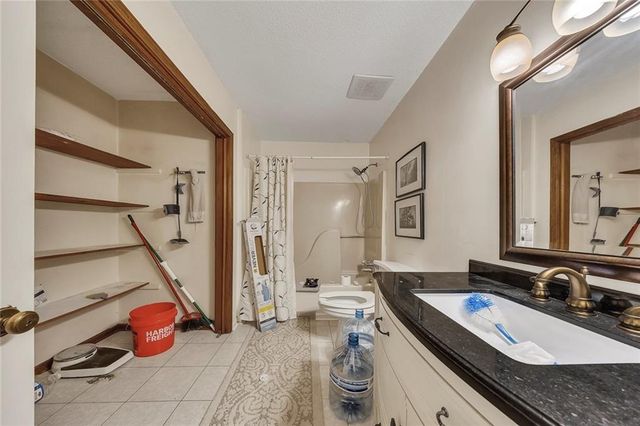 120 Emerald Cove Drive, Woodstock, GA 30189