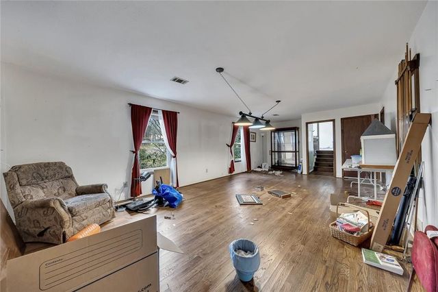 120 Emerald Cove Drive, Woodstock, GA 30189