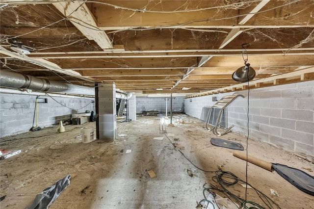 120 Emerald Cove Drive, Woodstock, GA 30189