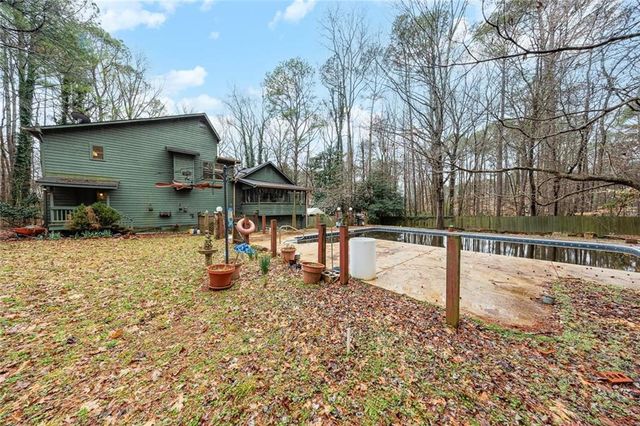 120 Emerald Cove Drive, Woodstock, GA 30189
