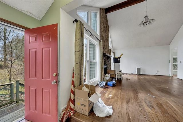 120 Emerald Cove Drive, Woodstock, GA 30189