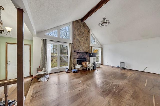 120 Emerald Cove Drive, Woodstock, GA 30189