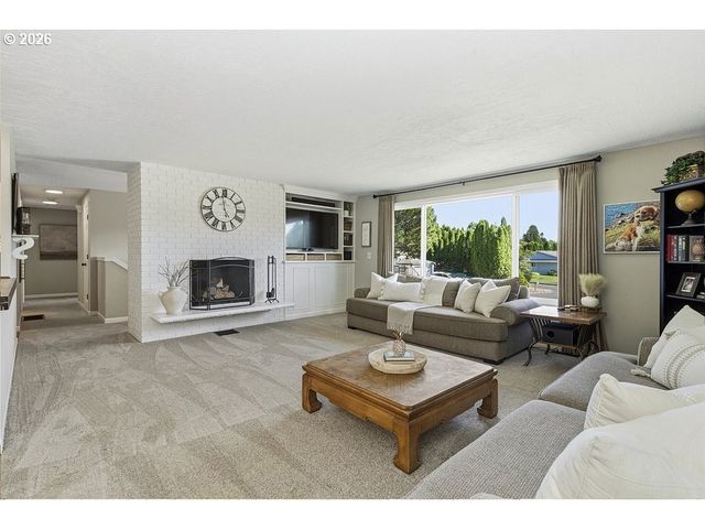 227 Ne PALOMA Ct, Gresham, OR 97030