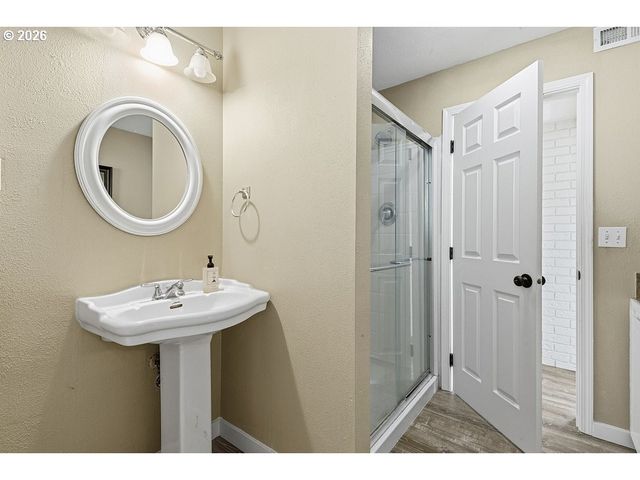 227 Ne PALOMA Ct, Gresham, OR 97030
