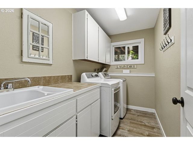 227 Ne PALOMA Ct, Gresham, OR 97030