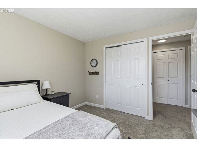 227 Ne PALOMA Ct, Gresham, OR 97030