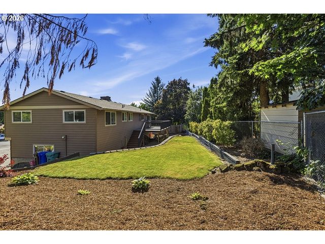 227 Ne PALOMA Ct, Gresham, OR 97030