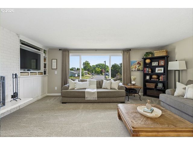 227 Ne PALOMA Ct, Gresham, OR 97030