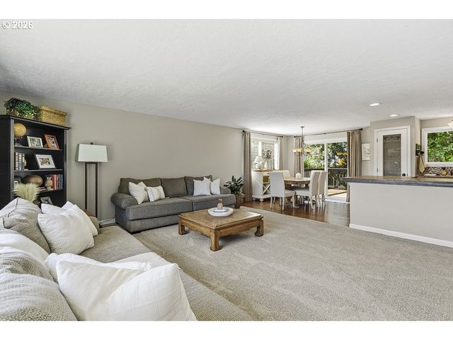 227 Ne PALOMA Ct, Gresham, OR 97030