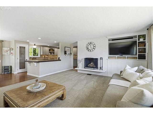 227 Ne PALOMA Ct, Gresham, OR 97030