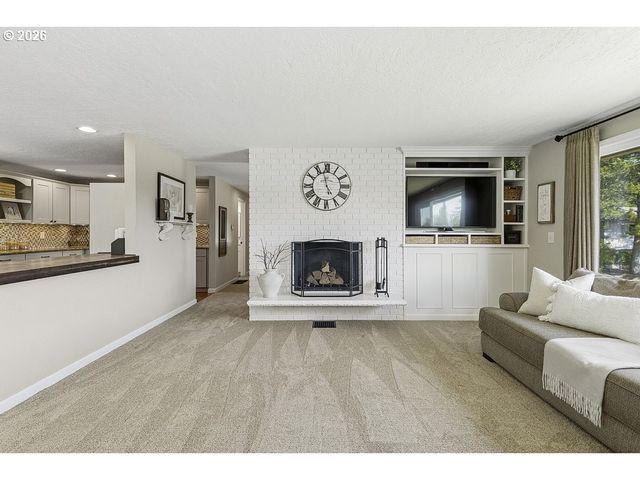 227 Ne PALOMA Ct, Gresham, OR 97030