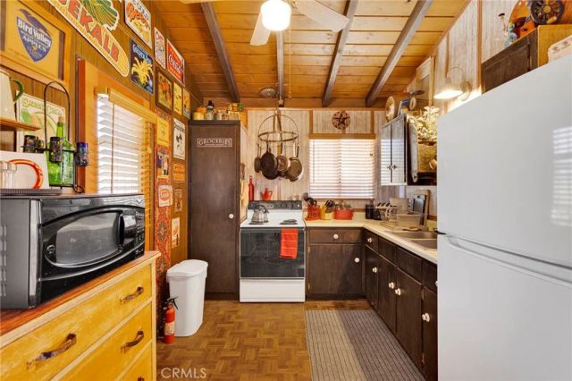 29229 Santa Rosa Road, Lucerne Valley, CA 92356
