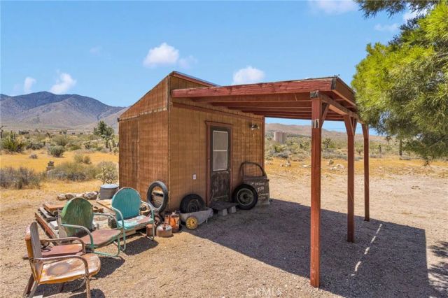 29229 Santa Rosa Road, Lucerne Valley, CA 92356