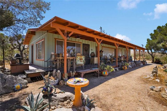 29229 Santa Rosa Road, Lucerne Valley, CA 92356