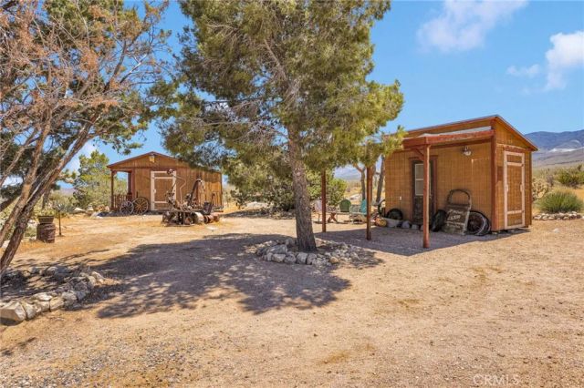 29229 Santa Rosa Road, Lucerne Valley, CA 92356