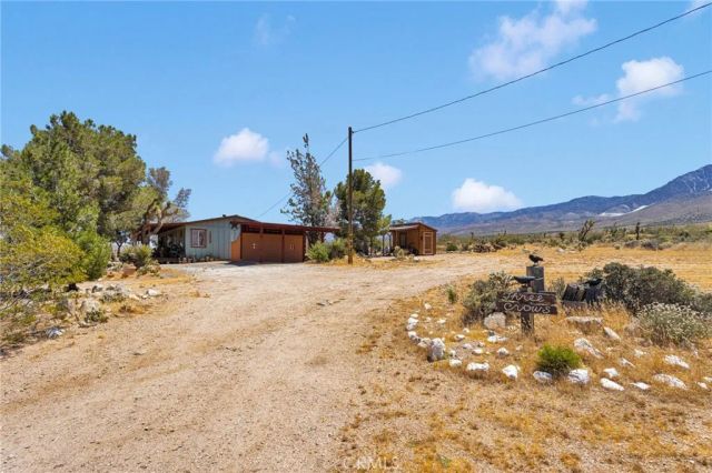 29229 Santa Rosa Road, Lucerne Valley, CA 92356