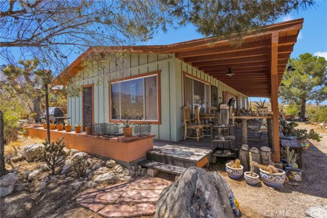 29229 Santa Rosa Road, Lucerne Valley, CA 92356