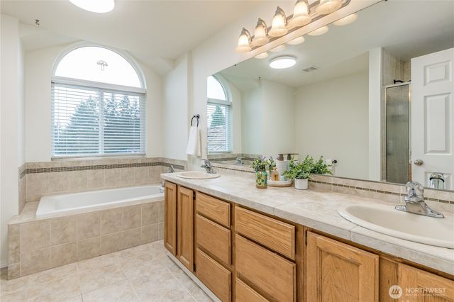 2803 31st Street SE, Puyallup, WA 98374