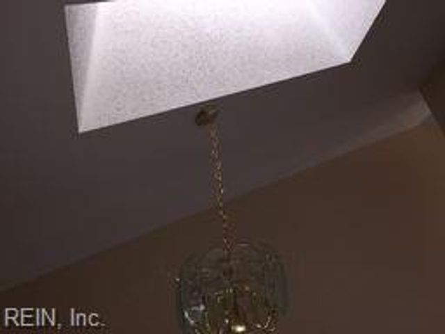 811 Graduate CT, Virginia Beach, VA 23462