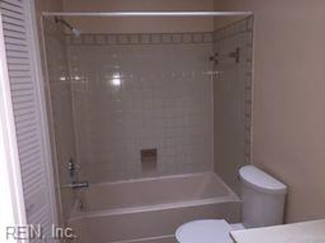 811 Graduate CT, Virginia Beach, VA 23462