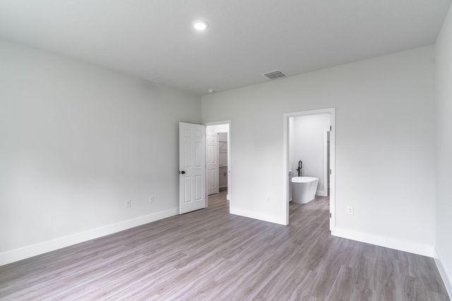 983 NW Pace Dr Drive NW, Palm Bay, FL 32907