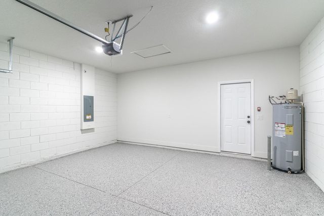 983 NW Pace Dr Drive NW, Palm Bay, FL 32907