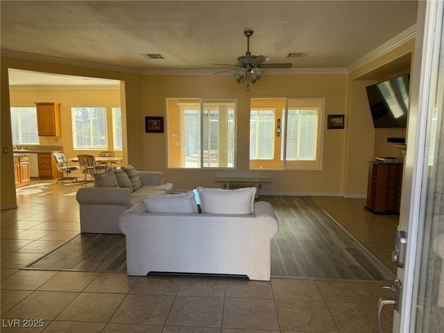 7163 Adobe Falls Court, Las Vegas, NV 89113