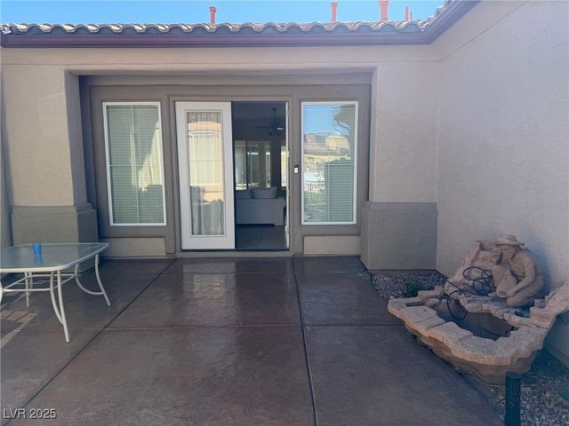 7163 Adobe Falls Court, Las Vegas, NV 89113