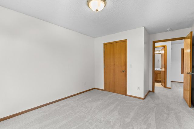 6543 Riverwood Lane, Brooklyn Center, MN 55430