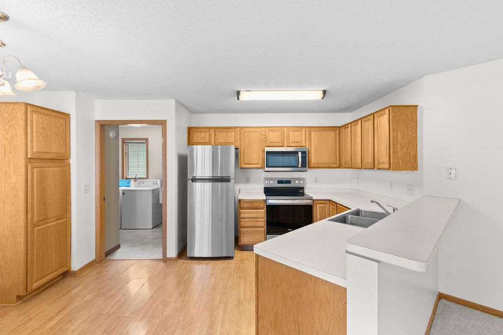 6543 Riverwood Lane, Brooklyn Center, MN 55430 — photo 5