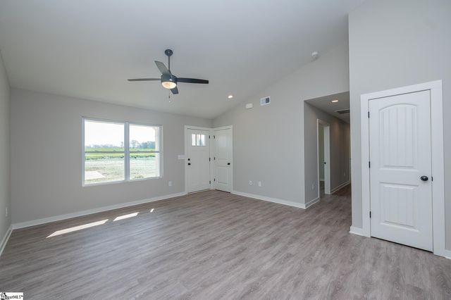 9892 Highway 252, Ware Shoals, SC 29662