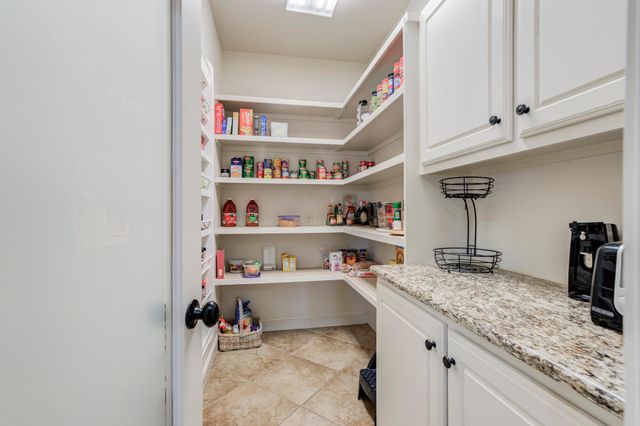 3206 County Road 7610, Lubbock, TX 79423