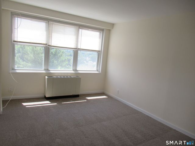 2625 Park Avenue 7P, Bridgeport, CT 06604