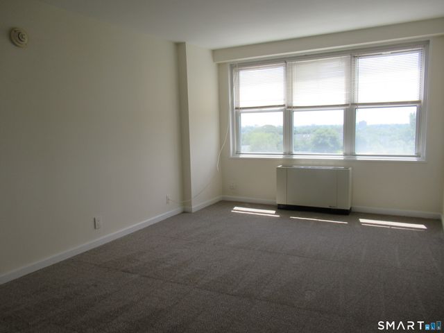 2625 Park Avenue 7P, Bridgeport, CT 06604