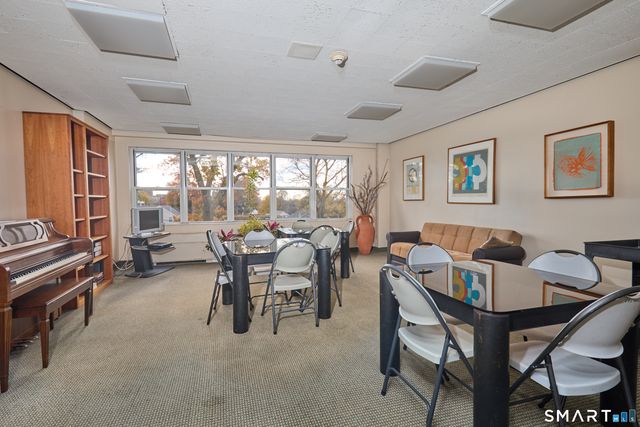 2625 Park Avenue 7P, Bridgeport, CT 06604