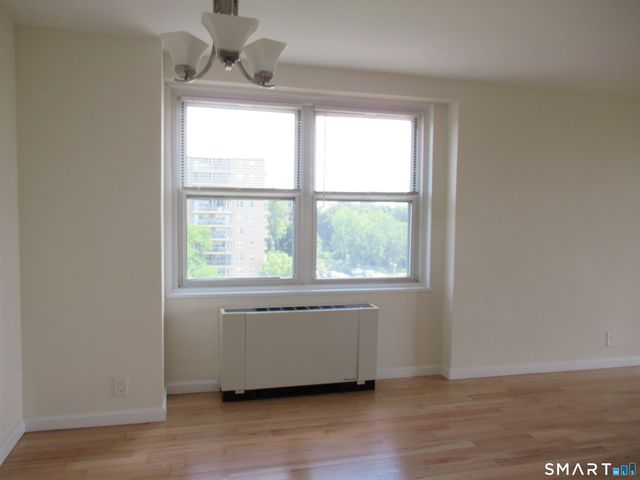 2625 Park Avenue 7P, Bridgeport, CT 06604