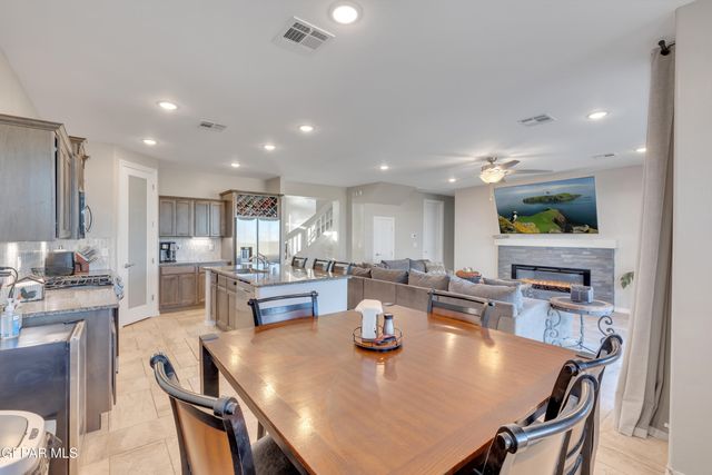 912 CRYSTAL DEER Drive, El Paso, TX 79928