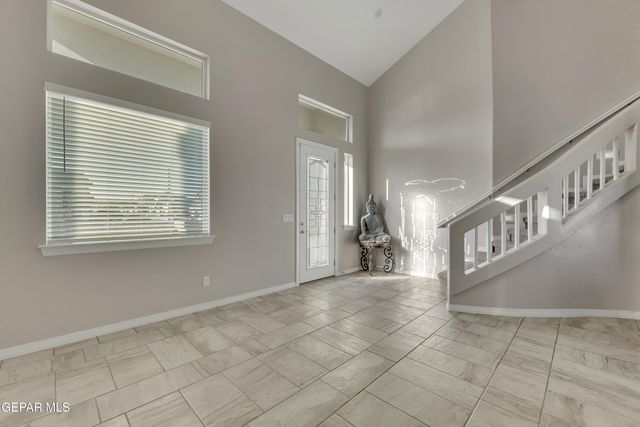 912 CRYSTAL DEER Drive, El Paso, TX 79928