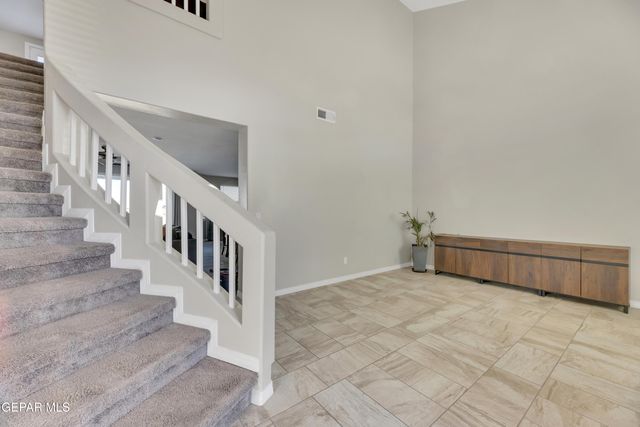 912 CRYSTAL DEER Drive, El Paso, TX 79928