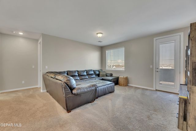 912 CRYSTAL DEER Drive, El Paso, TX 79928