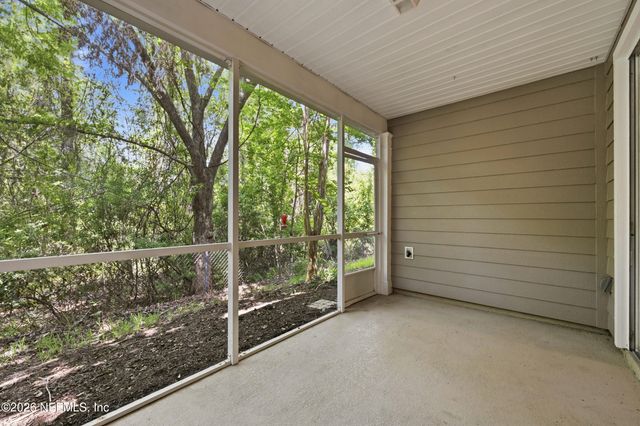 11247 CAMPFIELD Circle, Jacksonville, FL 32256