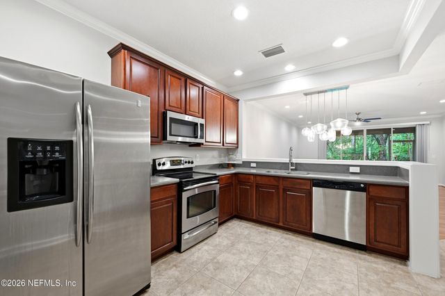 11247 CAMPFIELD Circle, Jacksonville, FL 32256