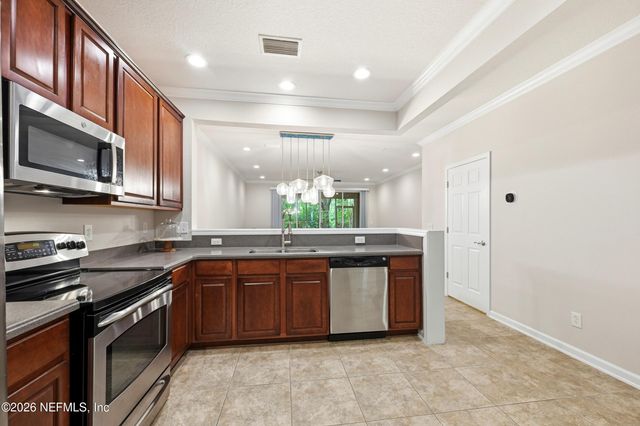 11247 CAMPFIELD Circle, Jacksonville, FL 32256
